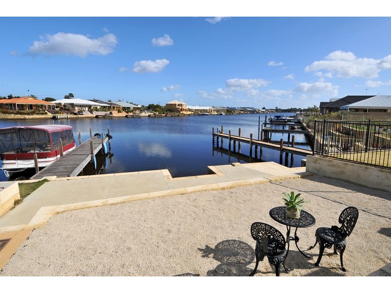 112 Murray Waters Blvd, South Yunderup WA 6208