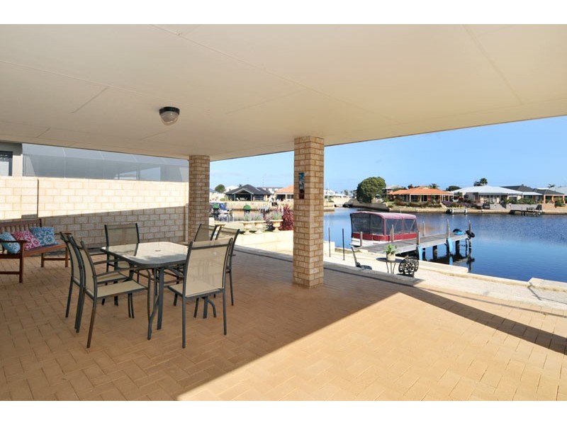 112 Murray Waters Blvd, South Yunderup WA 6208
