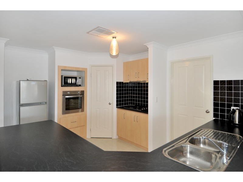 112 Murray Waters Blvd, South Yunderup WA 6208