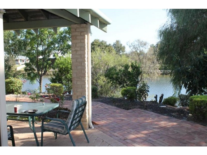 16 Egret Place, South Yunderup WA 6208