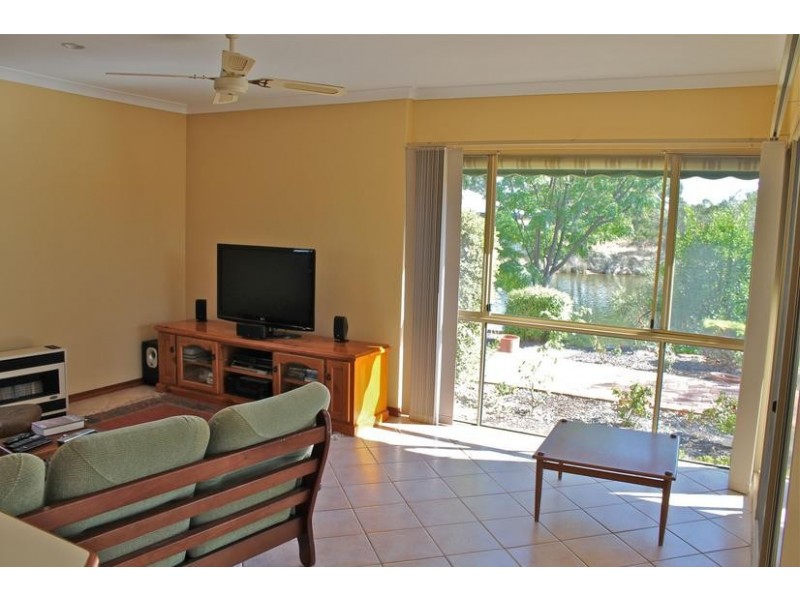 16 Egret Place, South Yunderup WA 6208