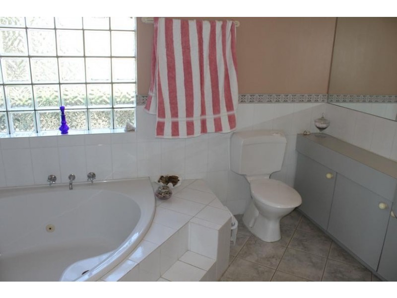 16 Egret Place, South Yunderup WA 6208
