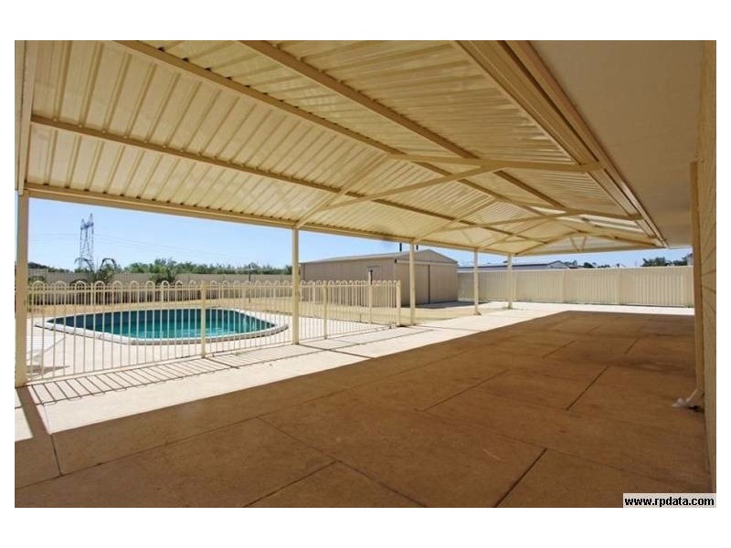 85 Country Road, Pinjarra WA 6208