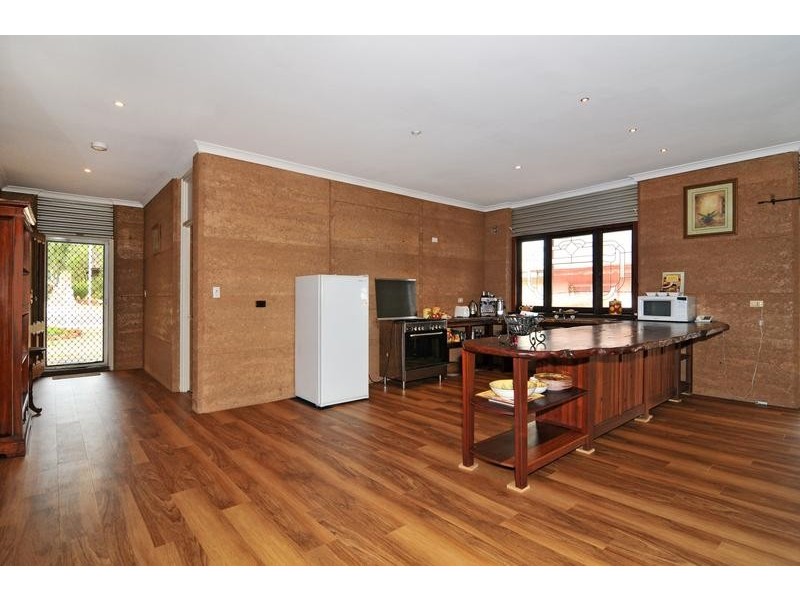 32 Church Street, Dwellingup WA 6213