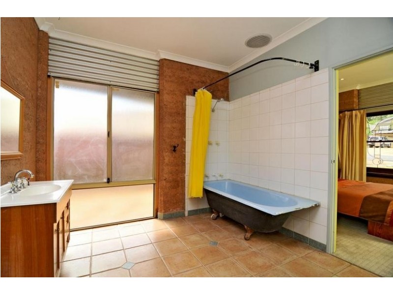 32 Church Street, Dwellingup WA 6213