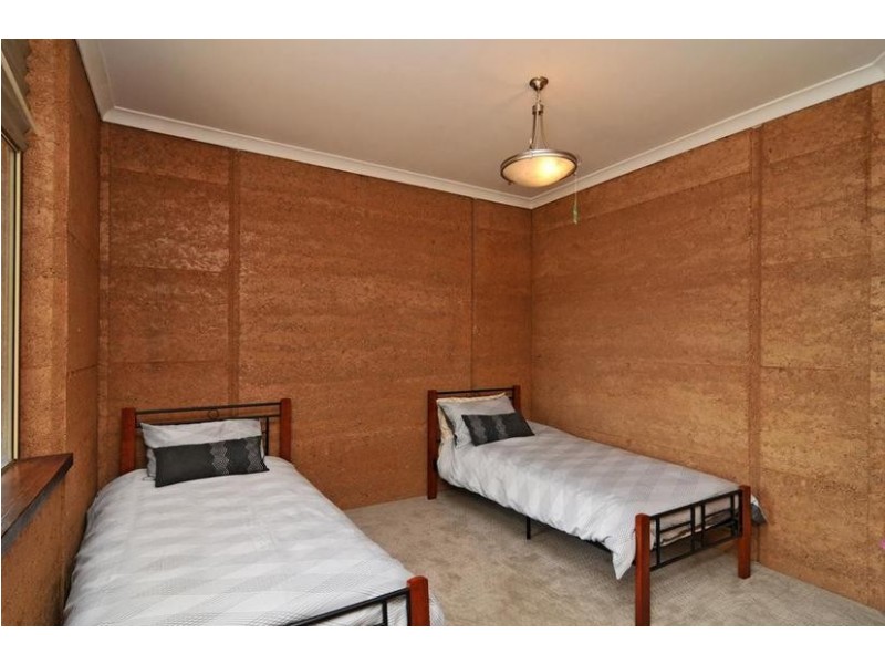 32 Church Street, Dwellingup WA 6213