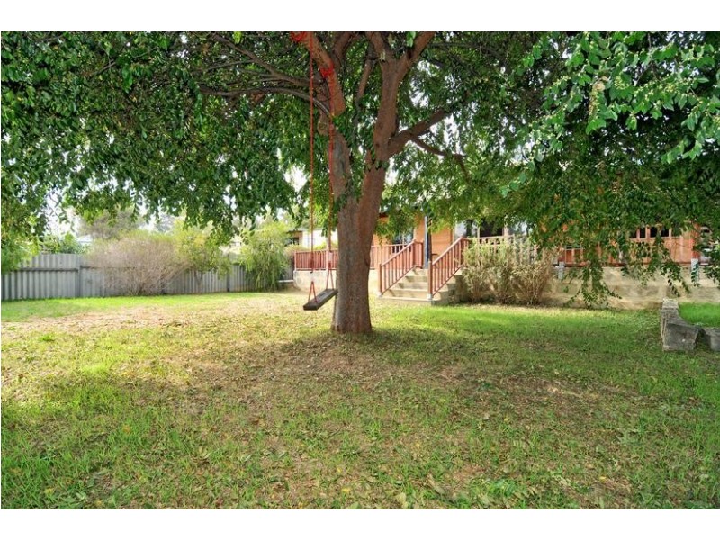 32 Church Street, Dwellingup WA 6213