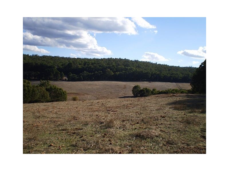 L 1 Pinjarra Williams Road, Dwellingup WA 6213