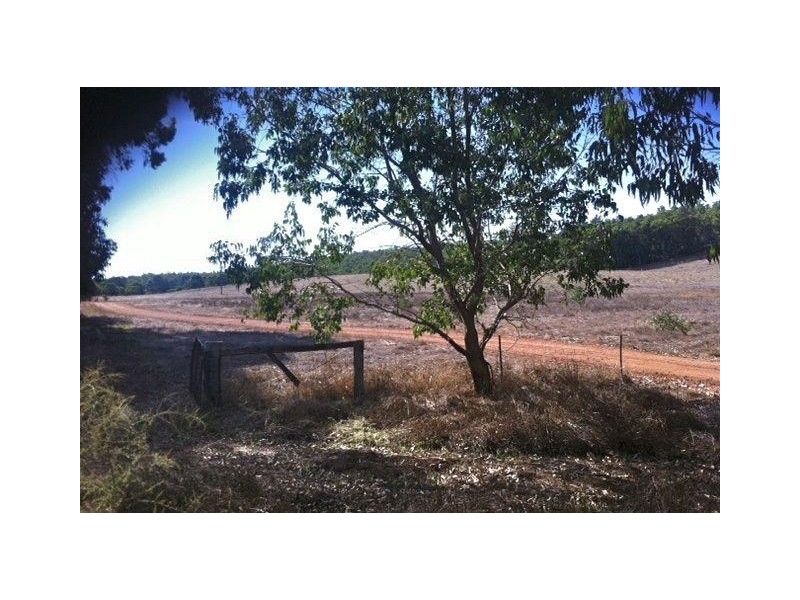 L 1 Pinjarra Williams Road, Dwellingup WA 6213