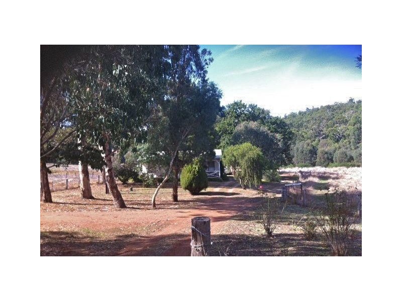 L 2 Pinjarra Williams Road, Dwellingup WA 6213