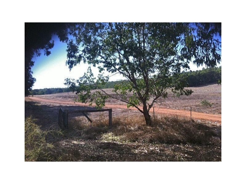 L 2 Pinjarra Williams Road, Dwellingup WA 6213