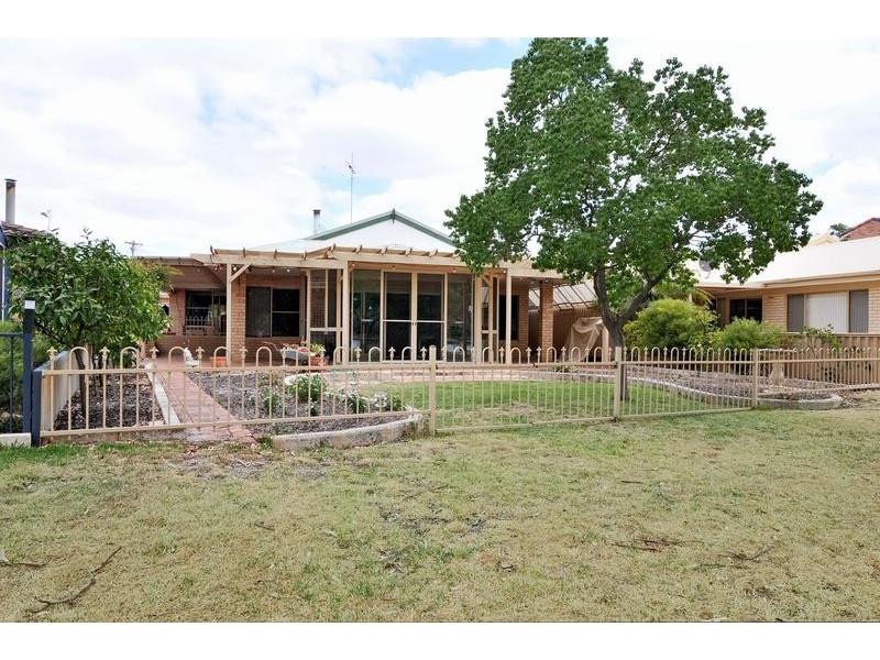 41 Willow Gardens, South Yunderup WA 6208