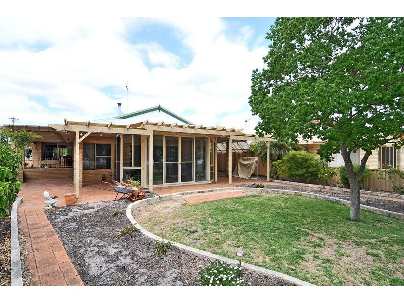 41 Willow Gardens, South Yunderup WA 6208