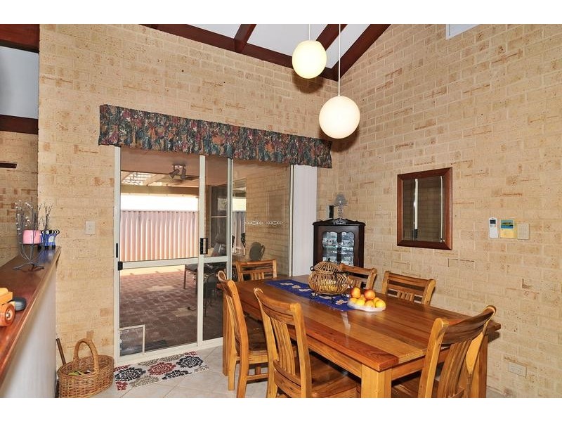 41 Willow Gardens, South Yunderup WA 6208