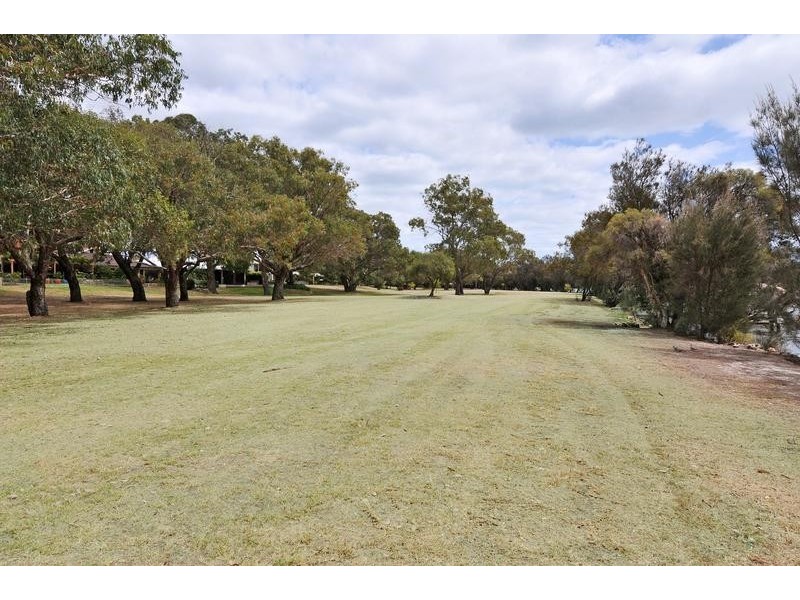 41 Willow Gardens, South Yunderup WA 6208