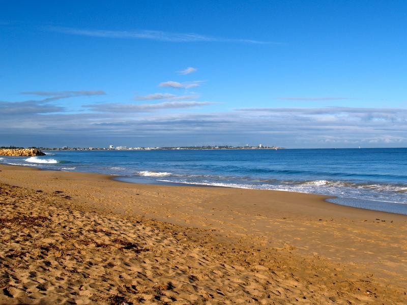 16 Britawast Road, Madora Bay WA 6210