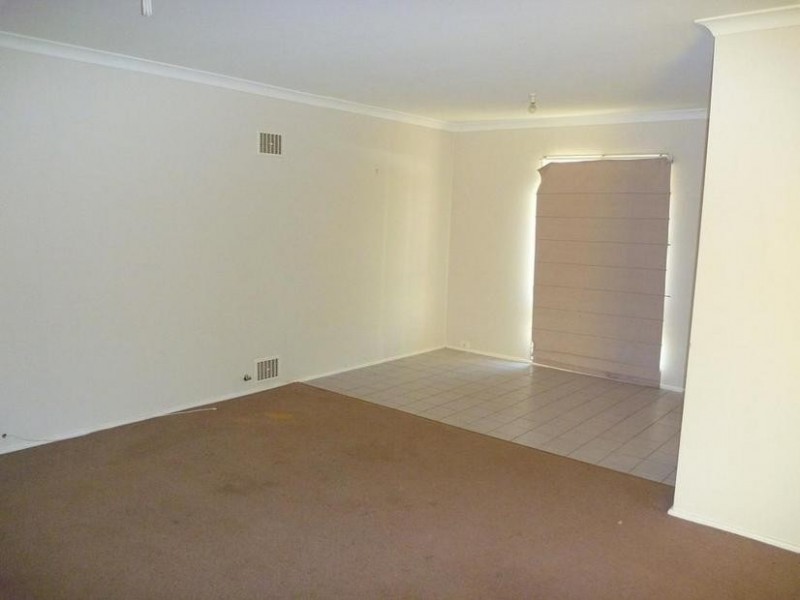 10 Hakea Place, Pinjarra WA 6208