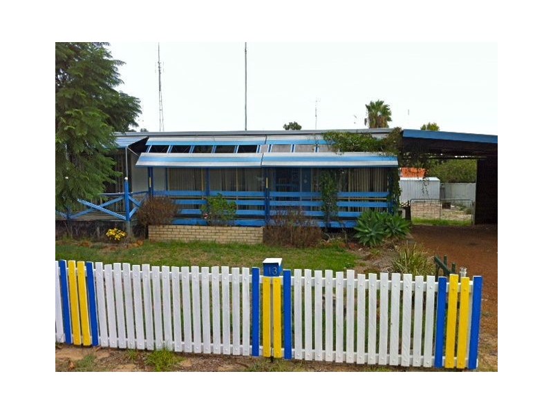 13 Jackson Street, Waroona WA 6215