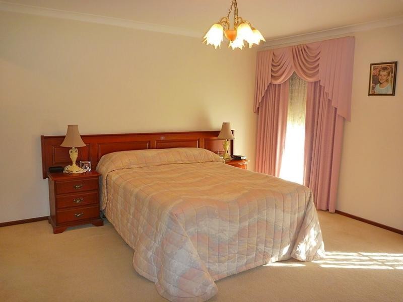 6 Peter Street, Pinjarra WA 6208