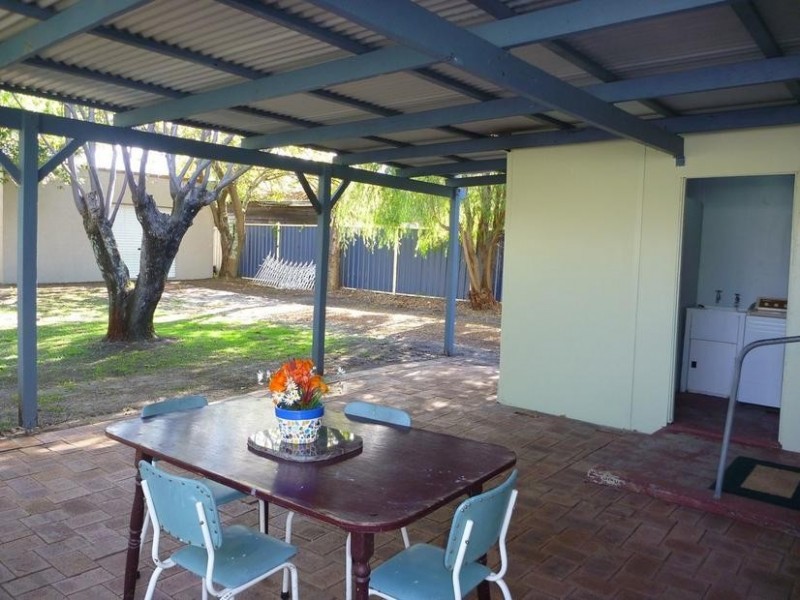 21 Yunderup Road, South Yunderup WA 6208