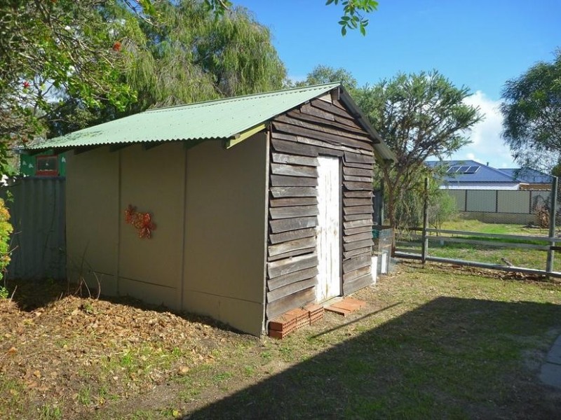 21 Yunderup Road, South Yunderup WA 6208