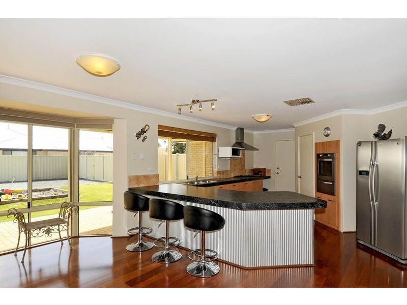 57 Country Road, Pinjarra WA 6208