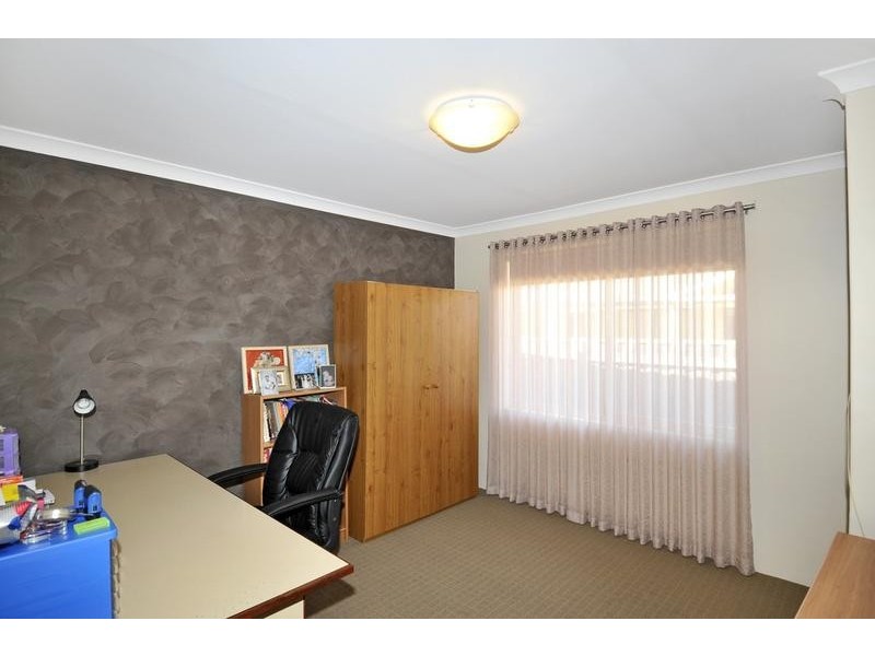 57 Country Road, Pinjarra WA 6208