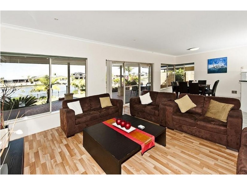 7 Kiap Road, South Yunderup WA 6208