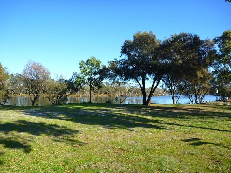 20 Riverside Drive, Furnissdale WA 6209