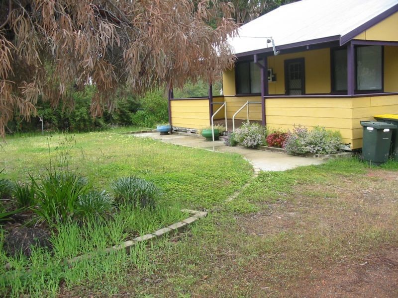 58 MARGINATA CRESCENT, Dwellingup WA 6213