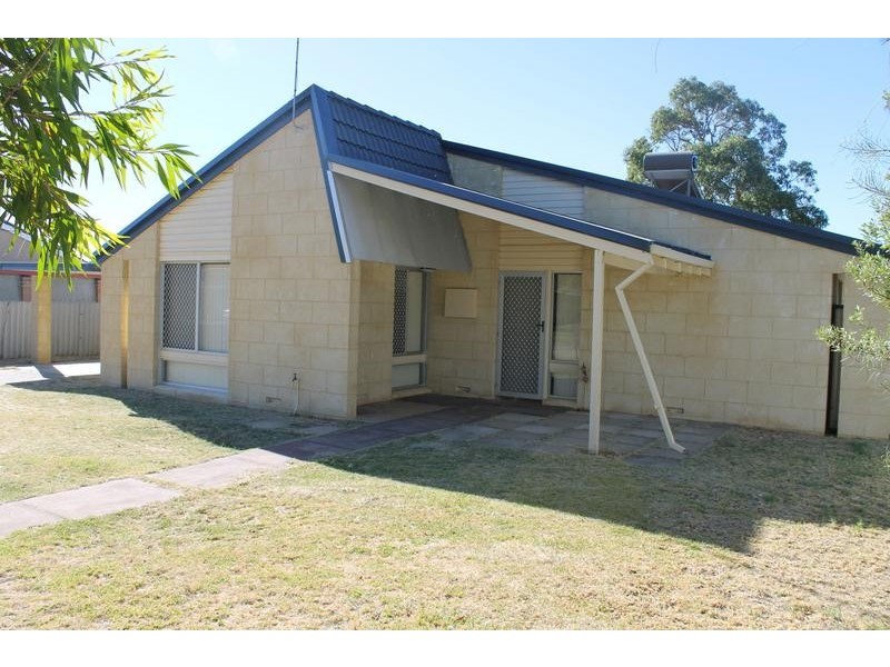 4 Flaveria Place, Pinjarra WA 6208
