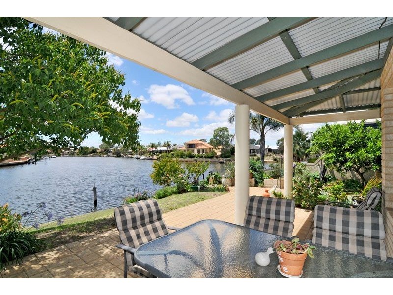 14 ROBERTSON GROVE, South Yunderup WA 6208