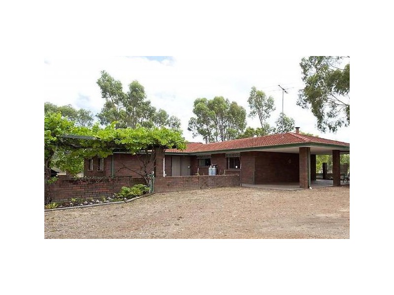 30 TUCKEY STREET, Pinjarra WA 6208