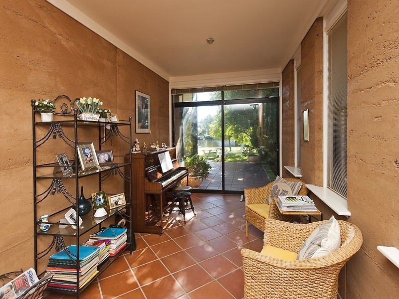 7 Banksia Terrace, South Yunderup WA 6208