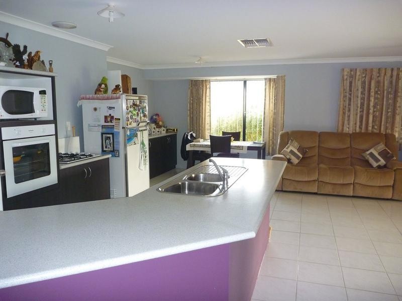 12 Sunset Circle, Pinjarra WA 6208