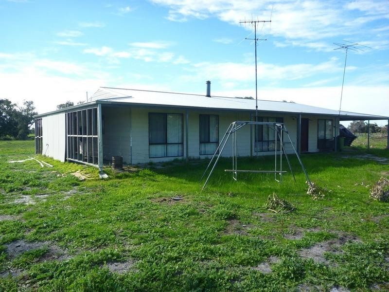 128 Daudson Road, Nirimba, Pinjarra WA 6208