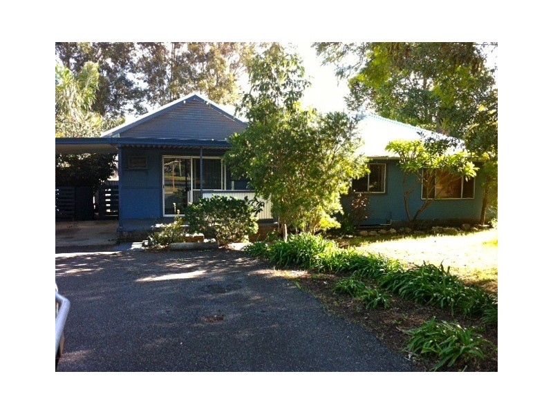 5 Sutton Street, Waroona WA 6215