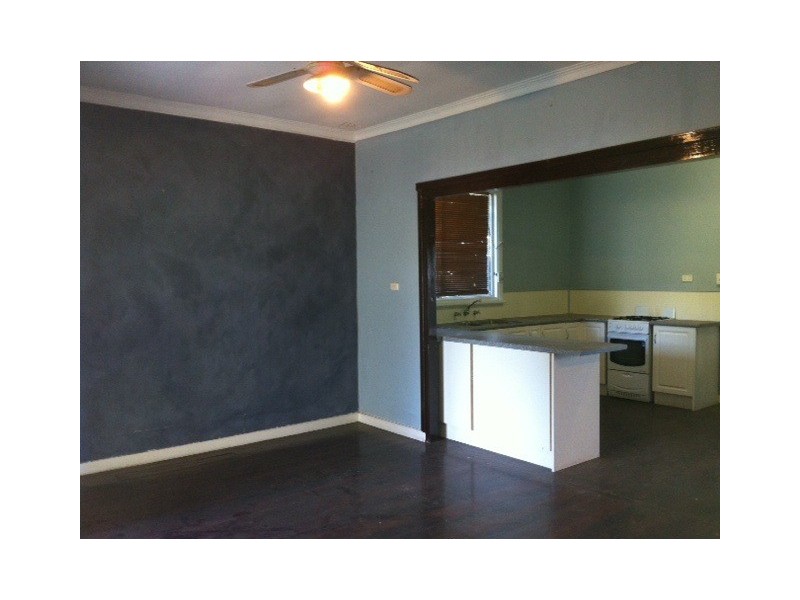 5 Sutton Street, Waroona WA 6215