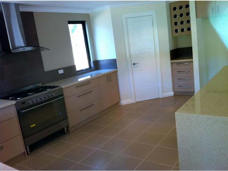 39 Lyons Road, Waroona WA 6215