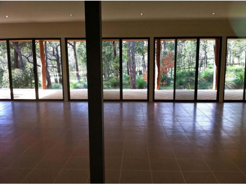 39 Lyons Road, Waroona WA 6215