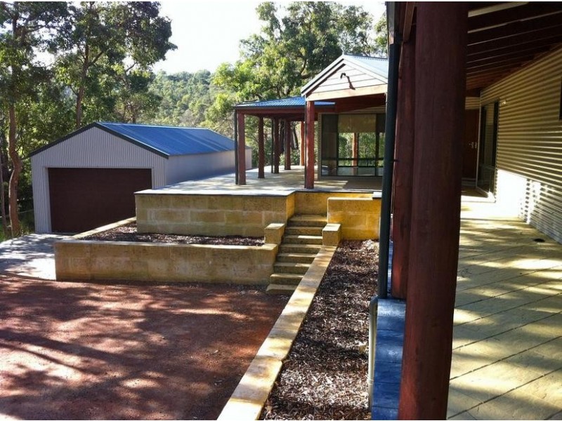 39 Lyons Road, Waroona WA 6215