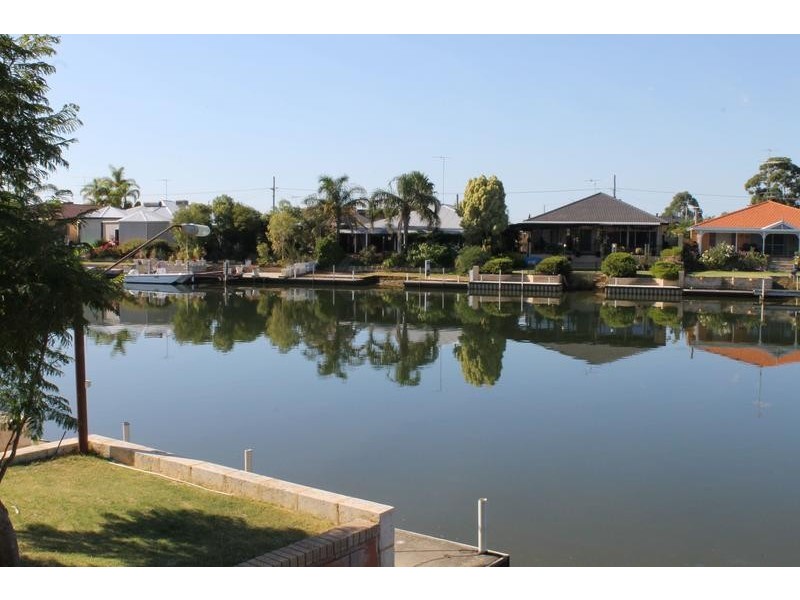 81 ALLAMBI WAY, South Yunderup WA 6208