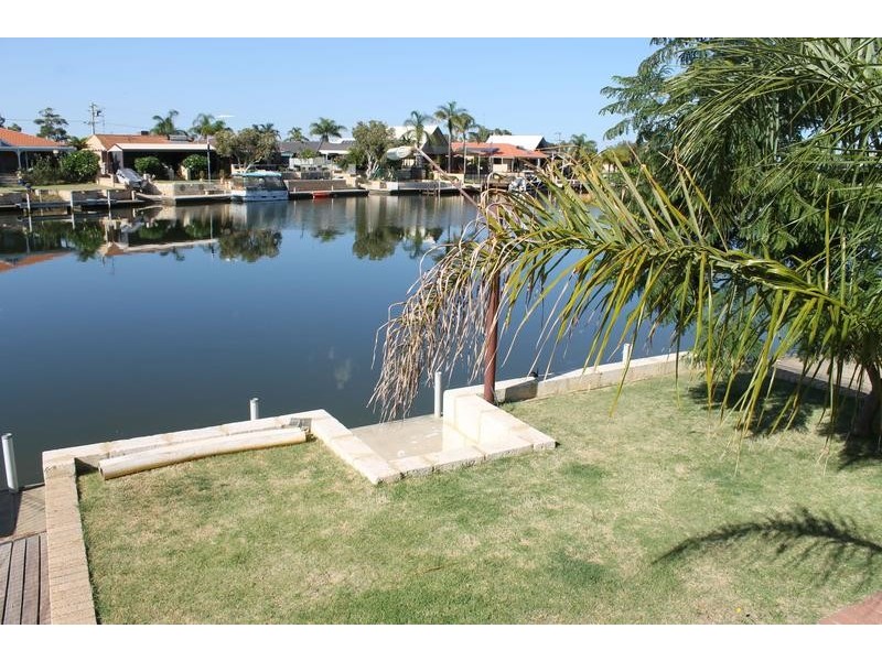 81 ALLAMBI WAY, South Yunderup WA 6208