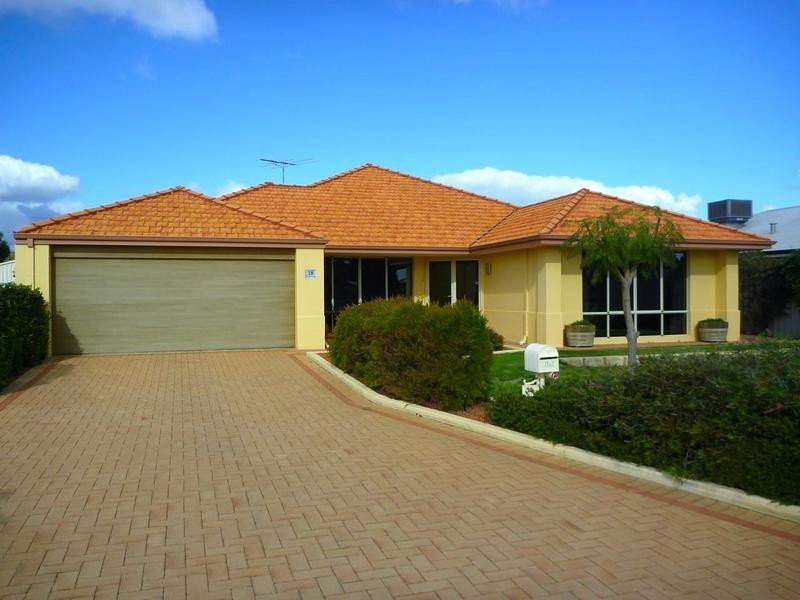 18 Taylor Court, Pinjarra WA 6208