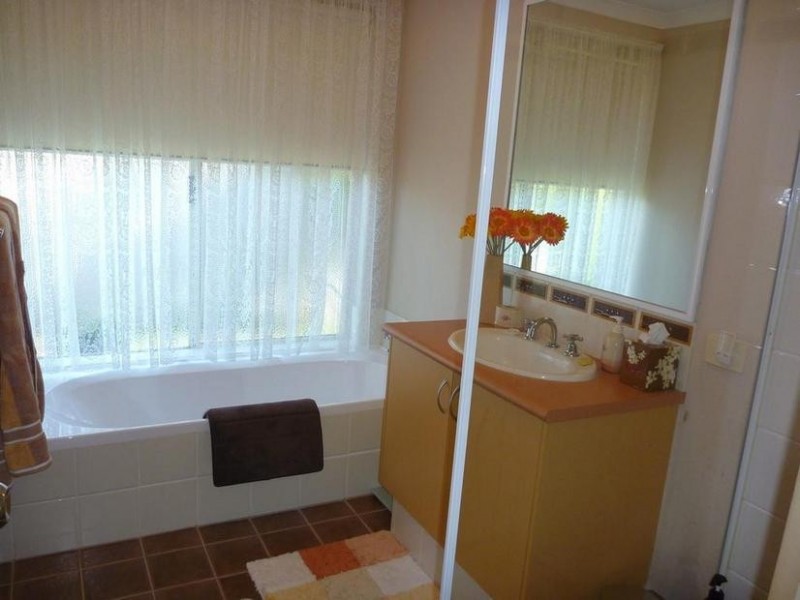 18 Taylor Court, Pinjarra WA 6208