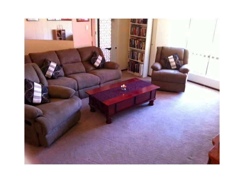 7 Armstrong Court, Waroona WA 6215