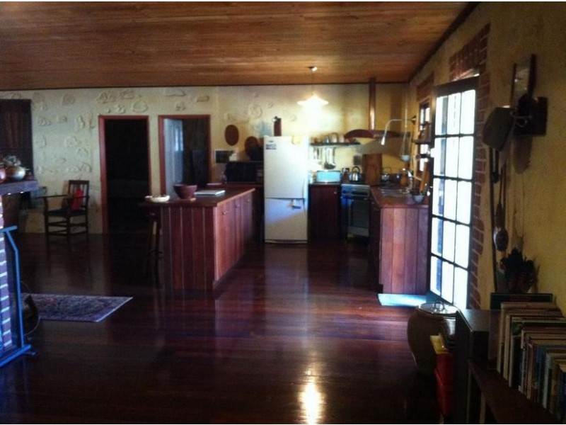 23 McLarty Street, Waroona WA 6215