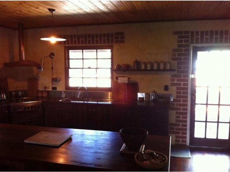 23 McLarty Street, Waroona WA 6215