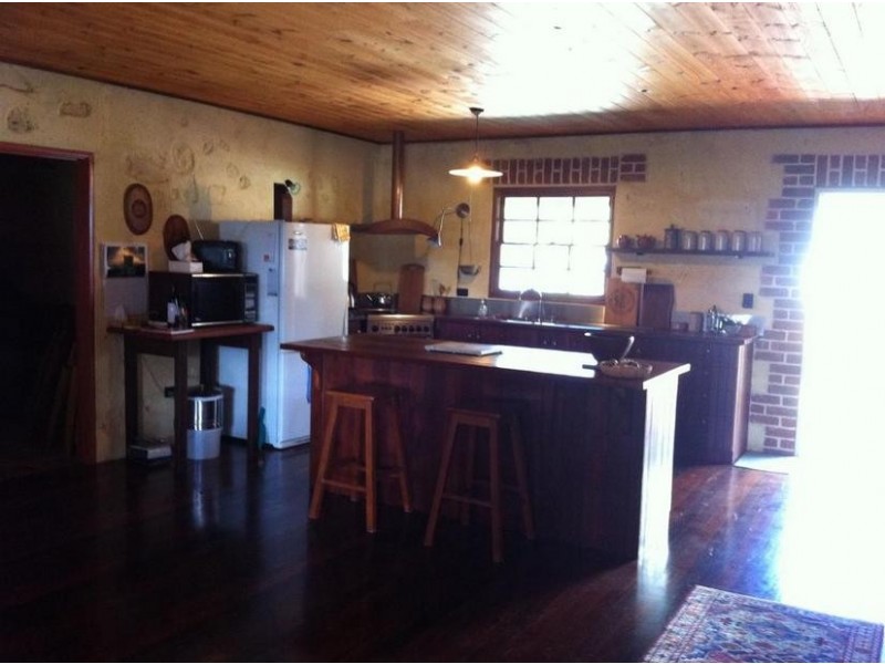 23 McLarty Street, Waroona WA 6215