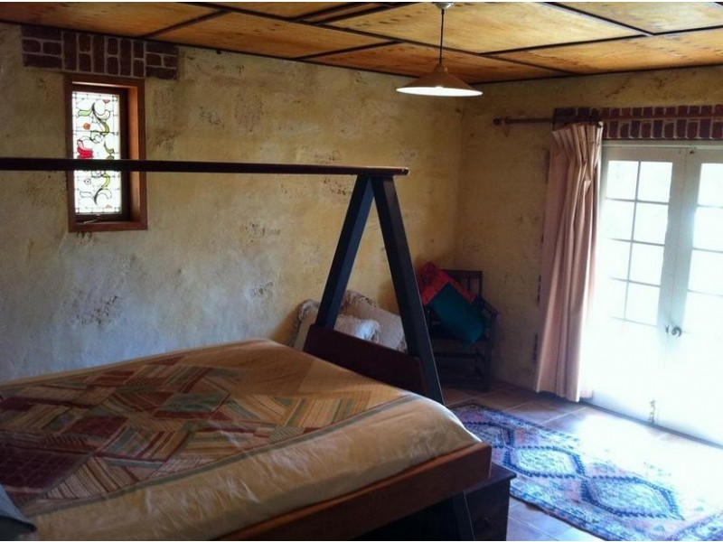 23 McLarty Street, Waroona WA 6215